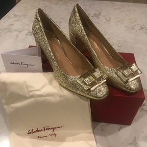 Salvatore Ferragamo Womens Shoe Metallic Pump Sz 8